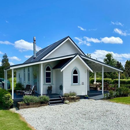 The Chapel - Kohukohu Villa Buitenkant foto