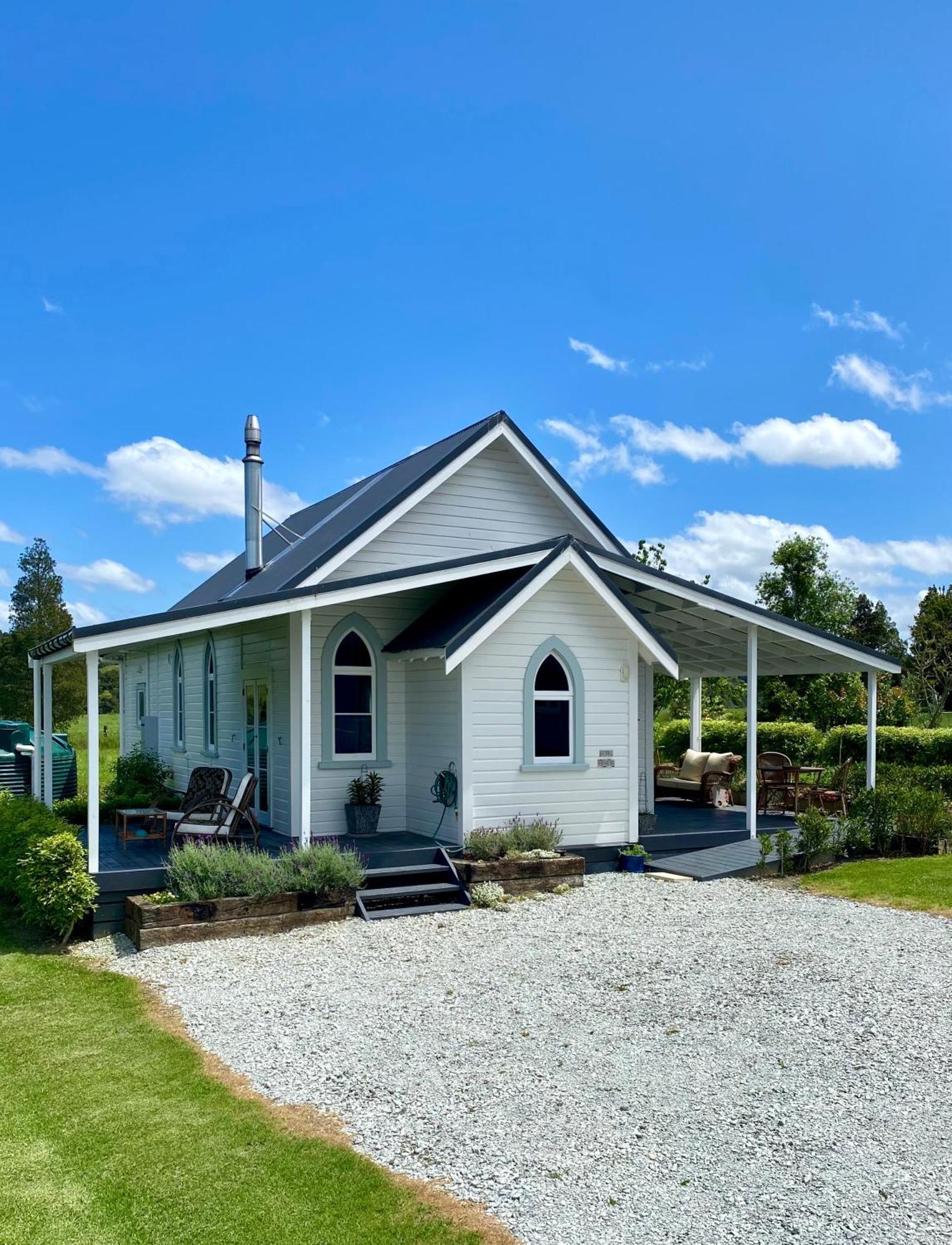The Chapel - Kohukohu Villa Buitenkant foto